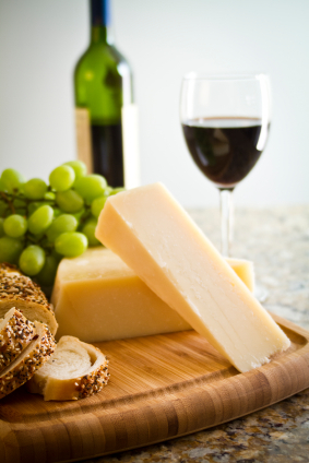 wine and cheese pairing